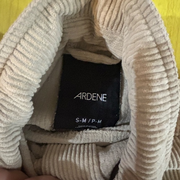 corduroy shirt , oversized not hemmed bottom - Picture 3 of 4